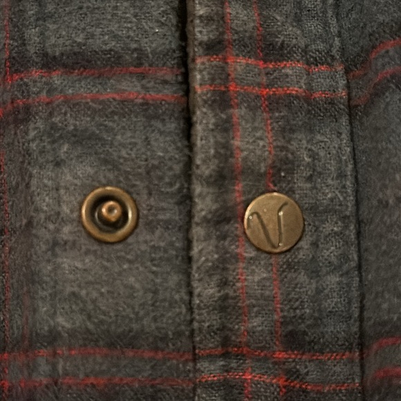 Volcom Windproof Quilted Flannel, size L - Picture 3 of 7